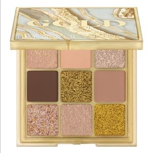 ✨ Huda Beauty Gold Obsessions Eyeshadow Palette
 ✨